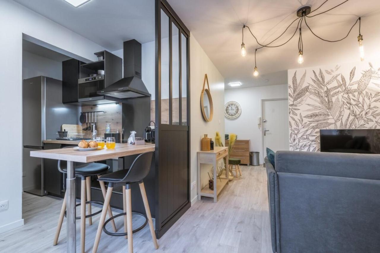 Superbe appartement en vieille ville et à 5 min à pied du lac ! Parking gratuit Annecy Exterior foto